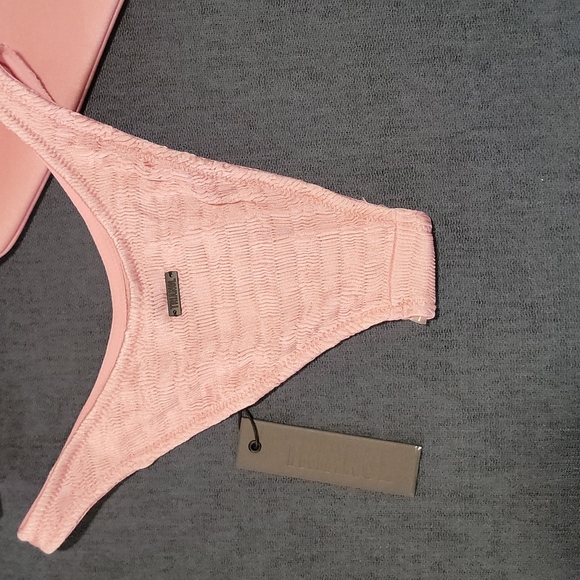 Light pink triangl bathing suit set with bag - Picture 2 of 3